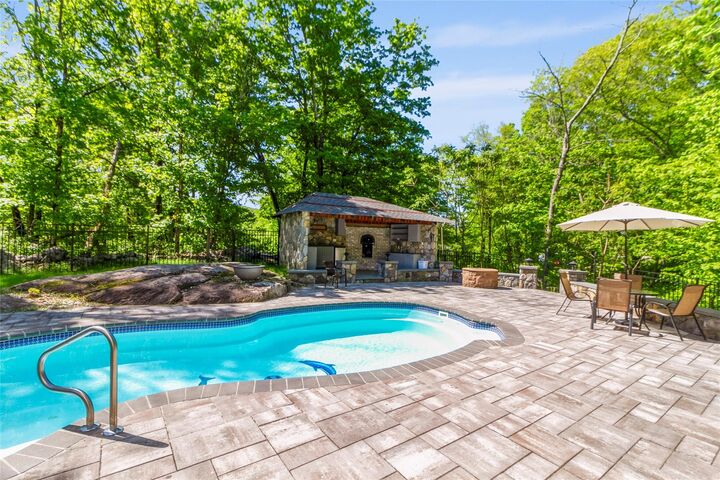 3 Curry Spur  Mahopac NY 10541 photo