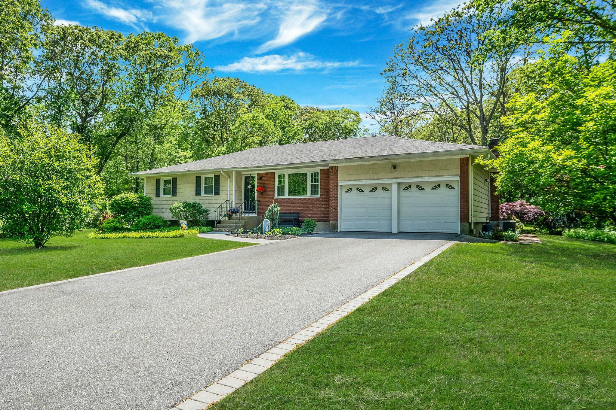Property Photo: 2 Old Orchard Lane NY 11961