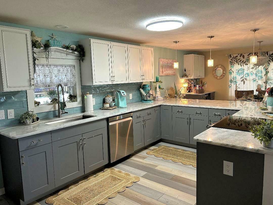 Property Photo: 41 Sabal Palm Drive FL 33770