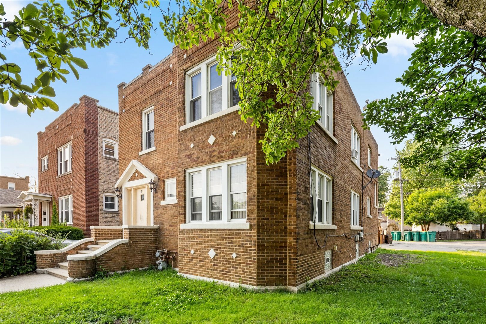 Property Photo: 711 Mason Avenue IL 60435