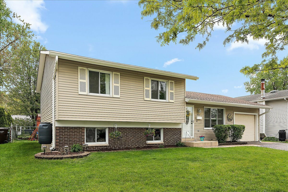 Property Photo: 5131 Deerpath Road IL 60452