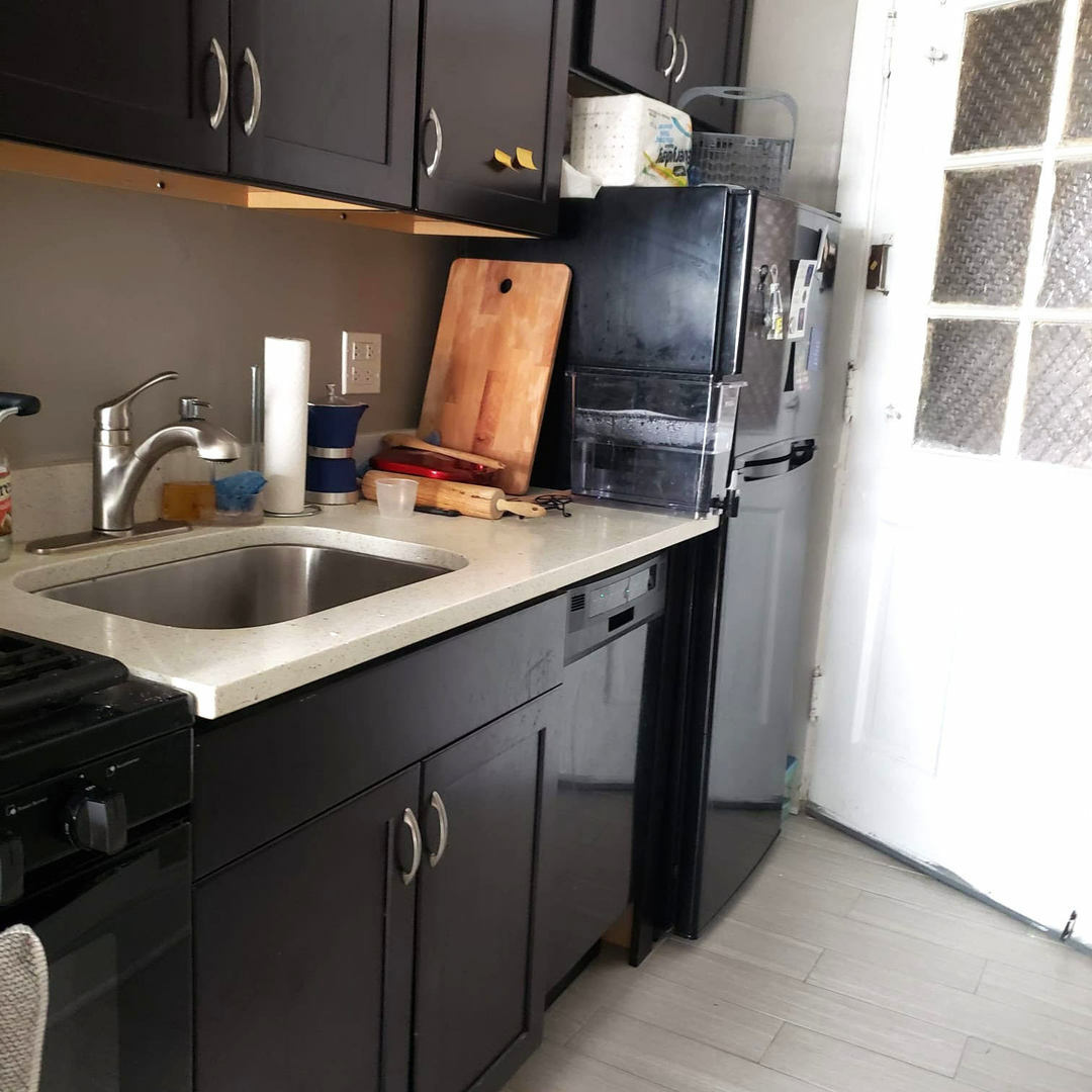 Property Photo: 1074 W Thorndale Avenue 2K IL 60660