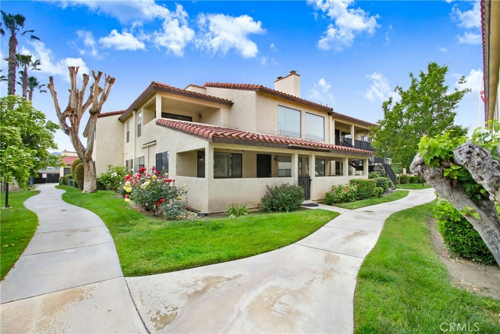 43195 Andrade Avenue A  Hemet CA 92544 photo