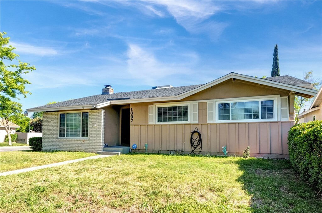Property Photo:  1097 E 28th Street  CA 92404 