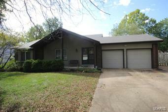Property Photo: 1837 Strathearn Court MO 63146