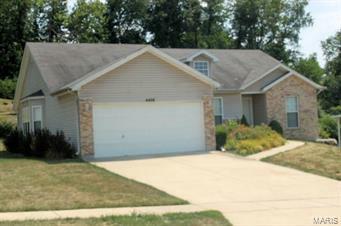 4428 Paddock Point Drive  Florissant MO 63033 photo