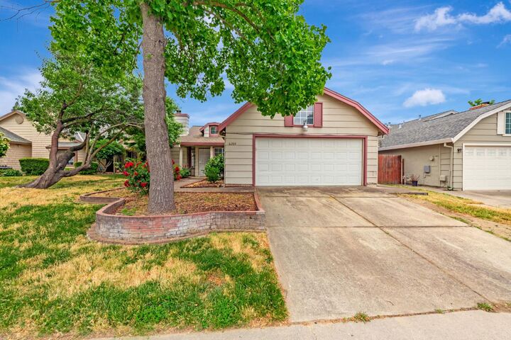 6204 Lovewood Court  Citrus Heights CA 95621 photo