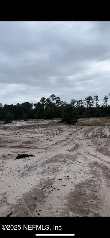 Property Photo: 601 Georgetown Denver Road FL 32112