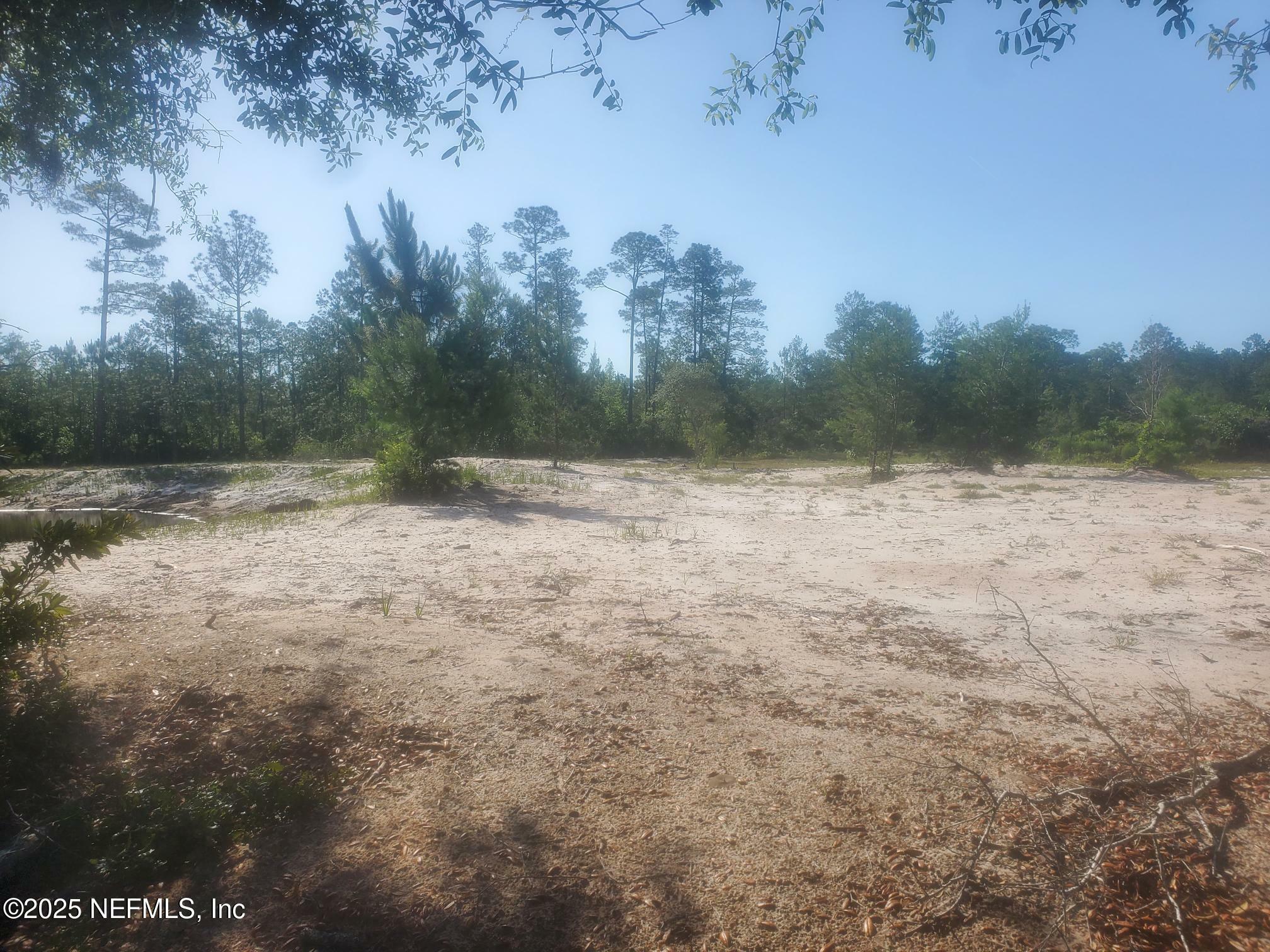 Property Photo:  601 Georgetown Denver Road  FL 32112 