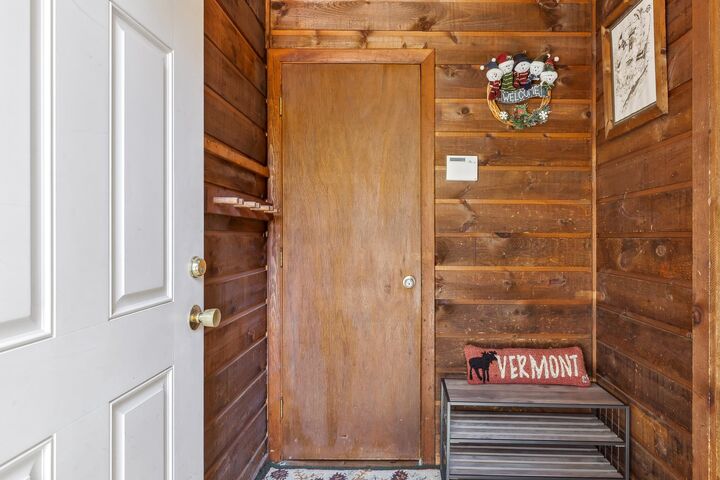 Property Photo: 37 Hemlock Ridge Road VT 05751