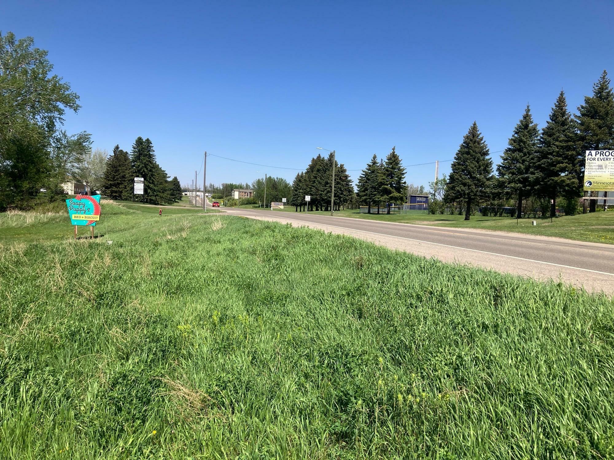 Property Photo: 1299 College Way MN 56537
