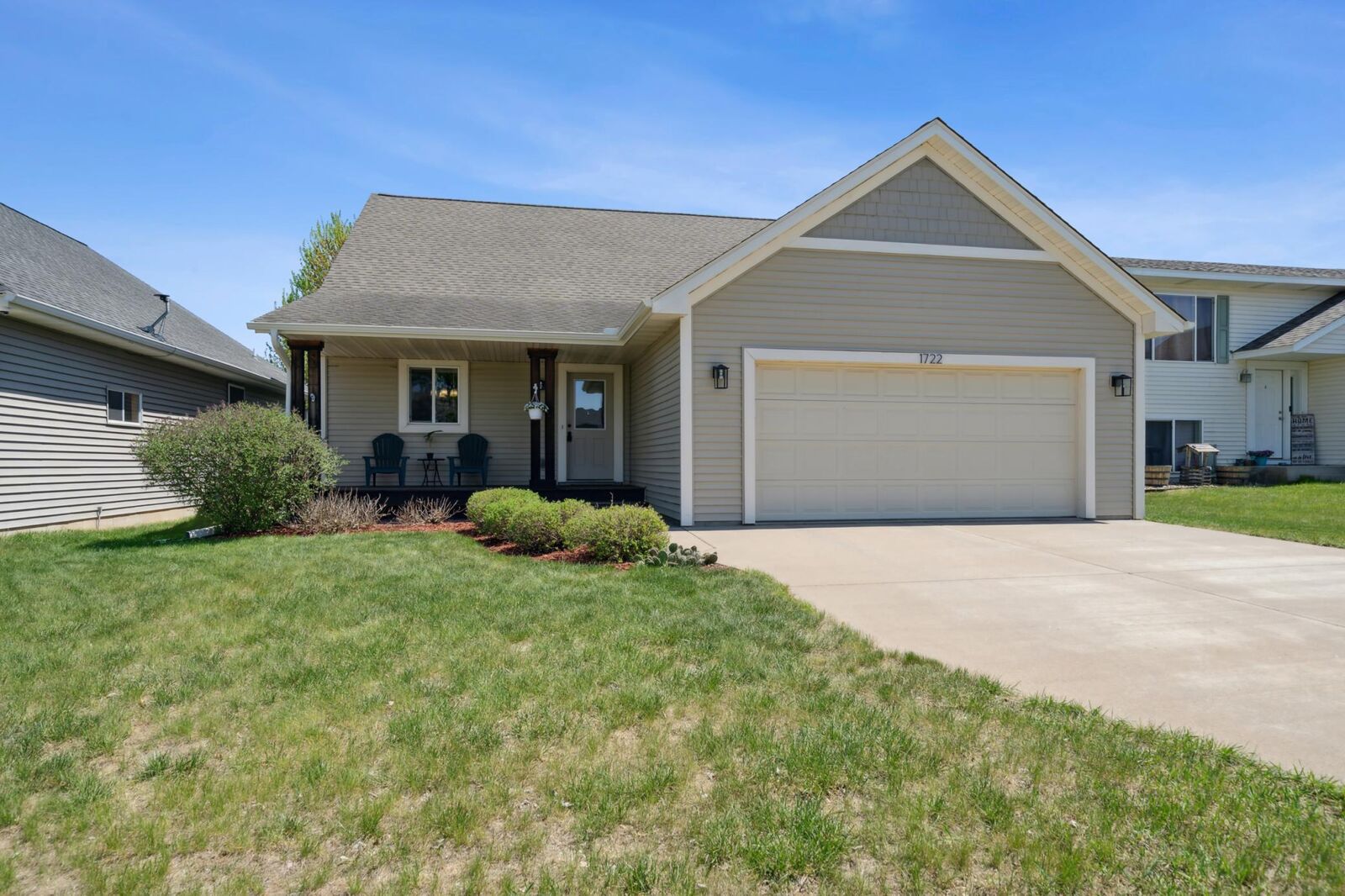 Property Photo:  1722 Windflower Street  WI 54022 