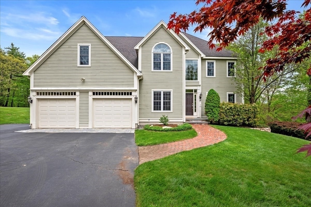 Property Photo: 17 Fiddleneck Ln MA 01772