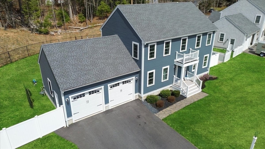 Property Photo: 4 Barrows Brook Cir MA 02364