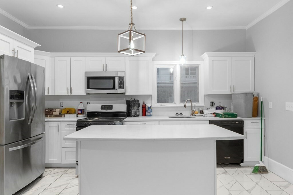 Property Photo:  58 Ashland St  MA 02780 