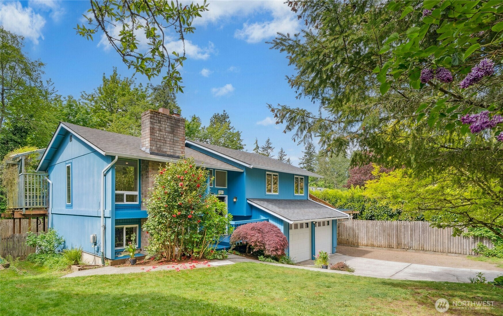 Property Photo: 7911 NE 130th Street WA 98034