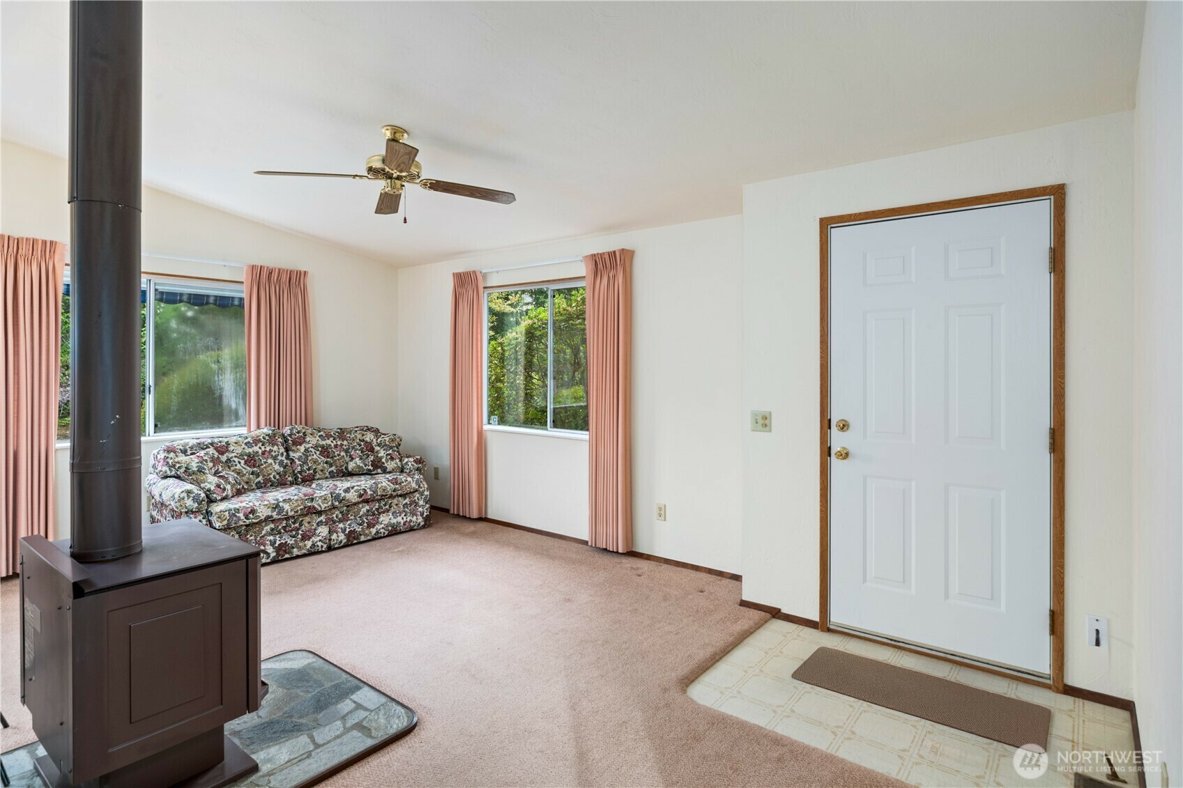 Property Photo: 1754 NE Mesford Road 28 WA 98370