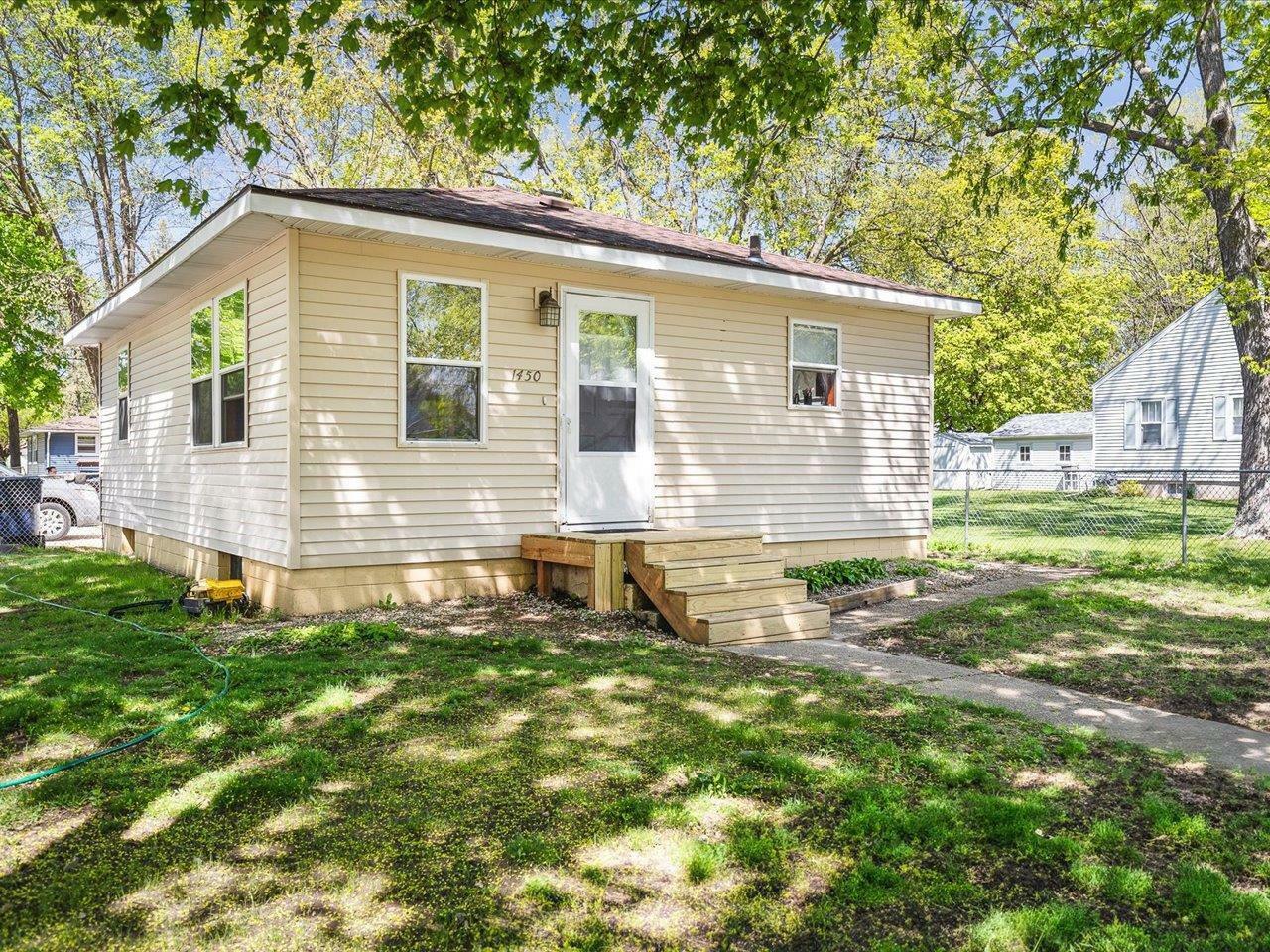 Property Photo: 1450 South Willard Avenue WI 53546
