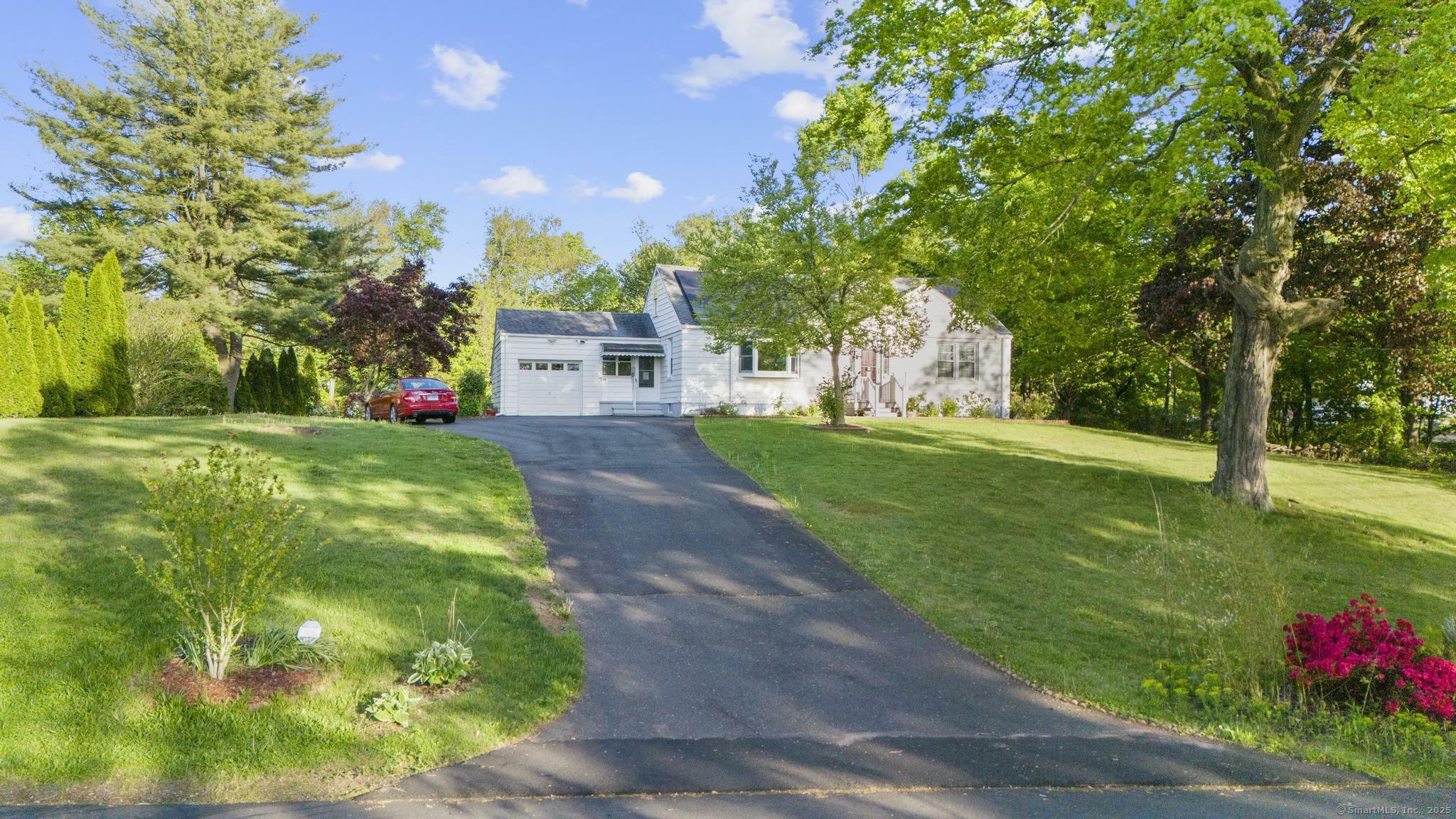 130 Fitch Street  North Haven CT 06473 photo