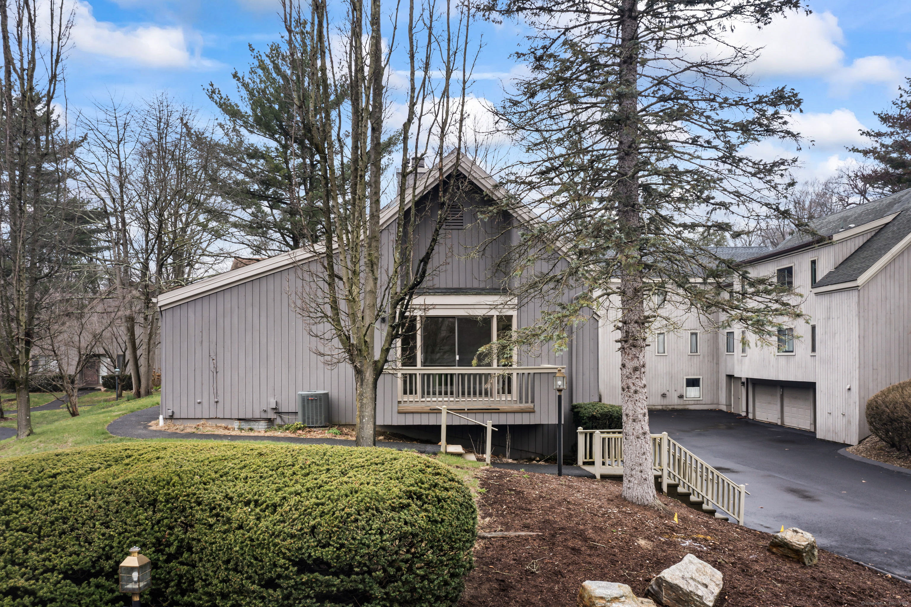 Property Photo: 36 Algonquin Lane B CT 06614