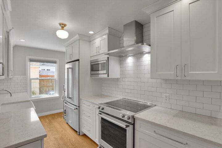 Property Photo:  2609 S Lincoln St  WA 99203 