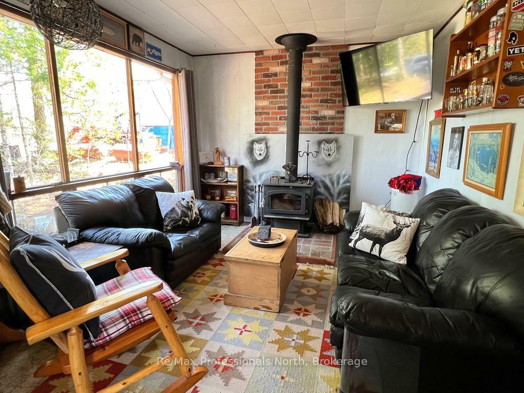 Property Photo: 1411 Clement Lake Road ON K0L 3C0