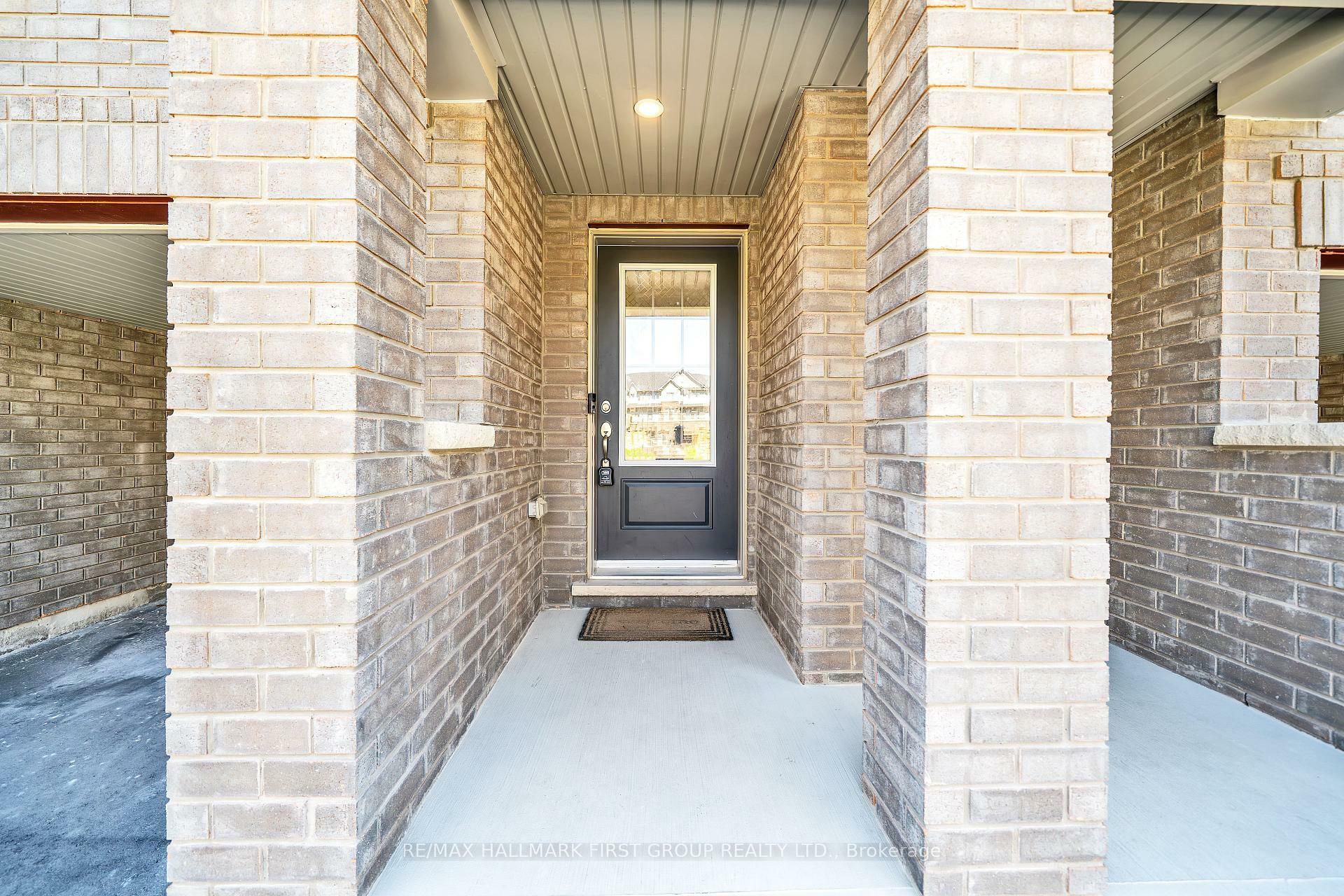 Property Photo: 137 Danzatore Path ON L1L 0P9