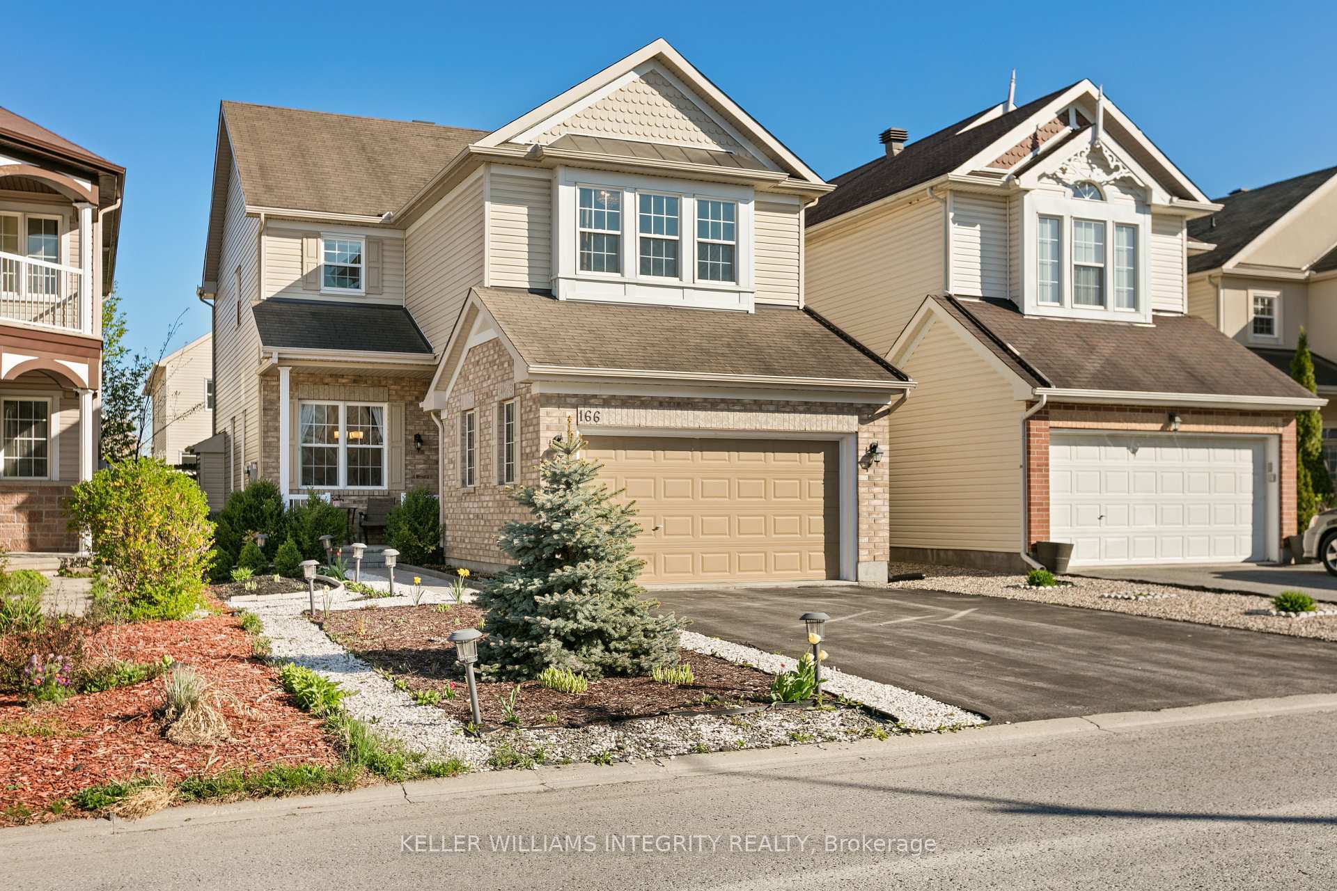 Property Photo: 166 Streamside Crescent ON K2W 0A8