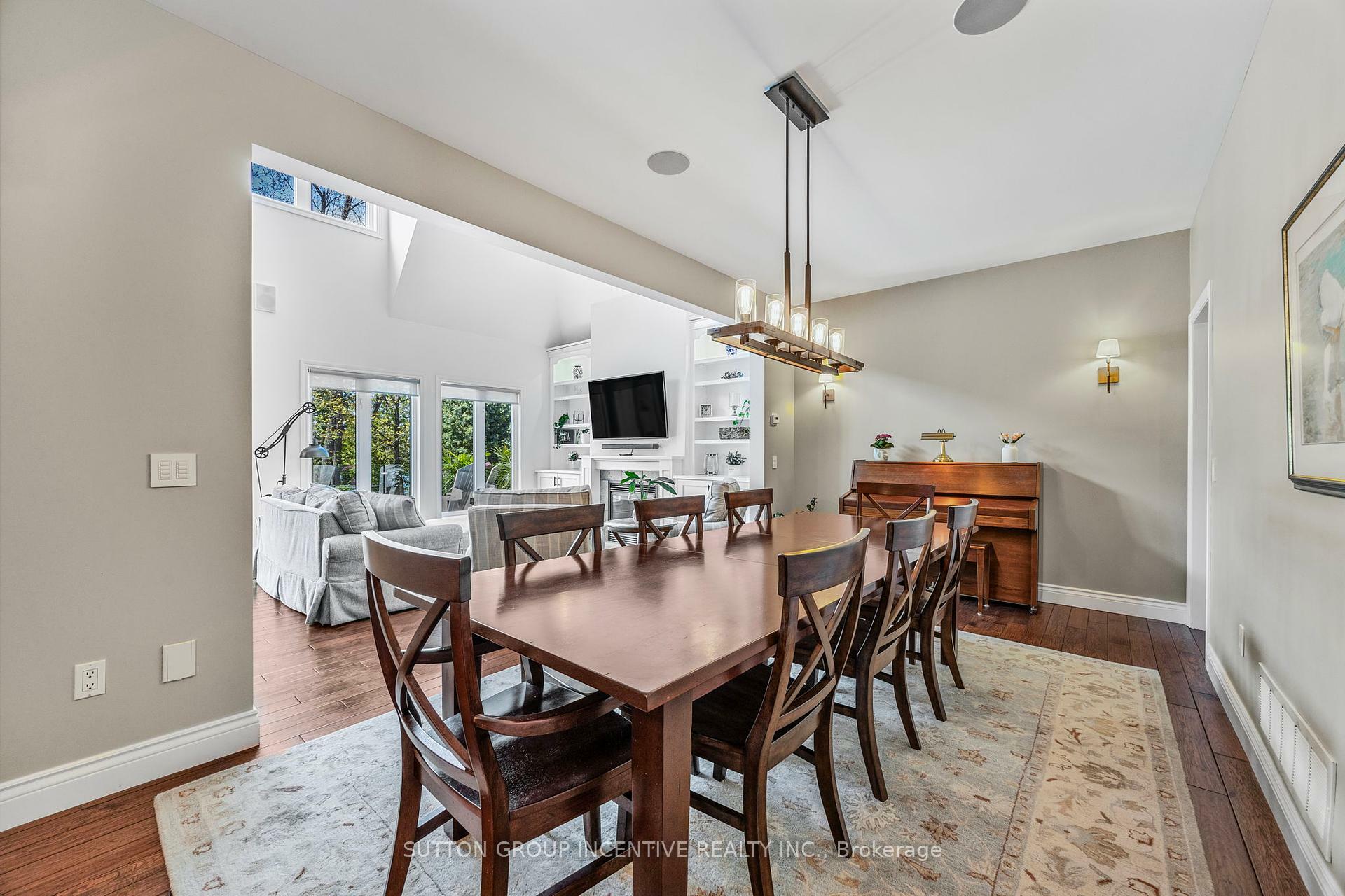 Photo de la propriété: 5 Invermara Court 29 ON L3V 8B4