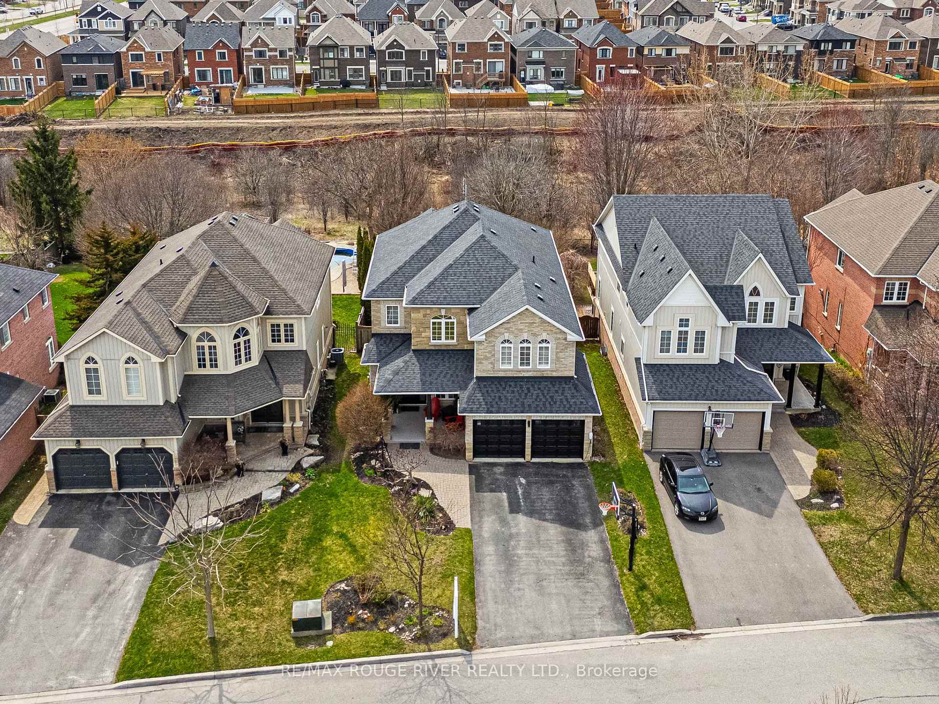 Property Photo: 14 Mackey Drive ON L1P 1P5