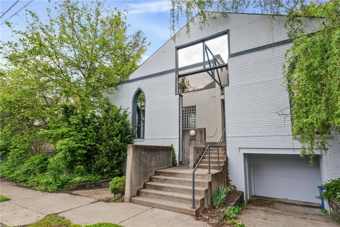 Property Photo: 675 College St A PA 15232