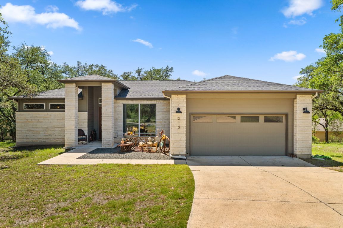 Property Photo:  312 Bedford Drive  TX 78669 