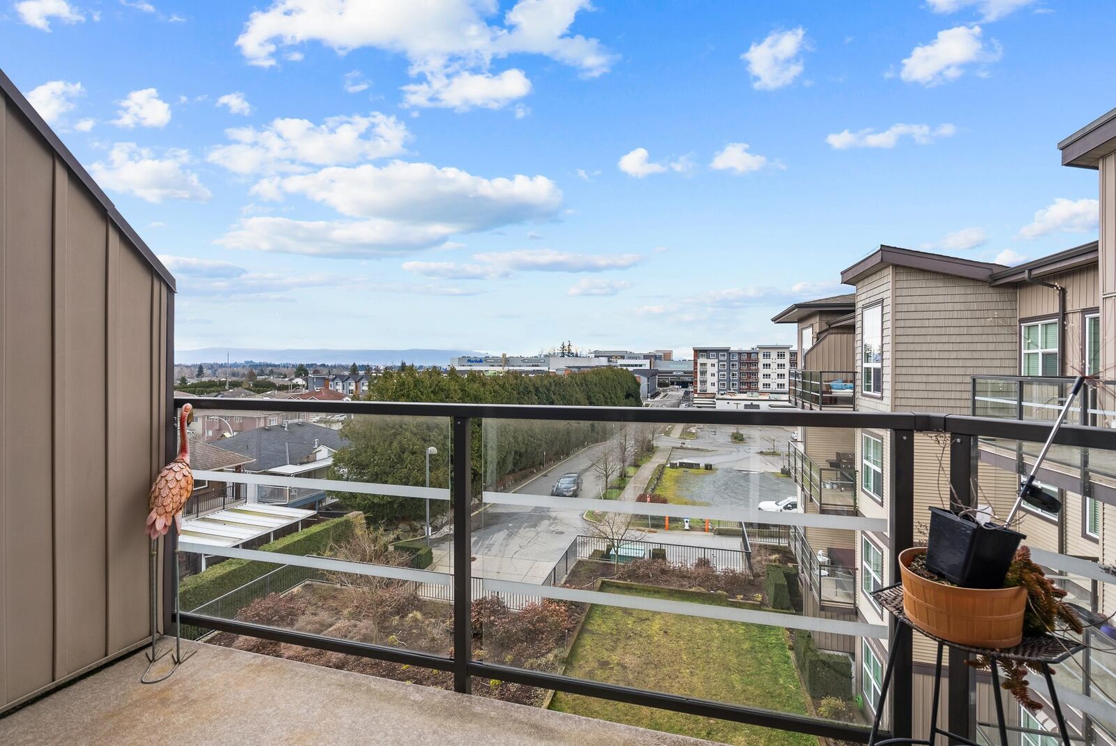 Property Photo: 30525 Cardinal Avenue 414 BC V2T 0A8