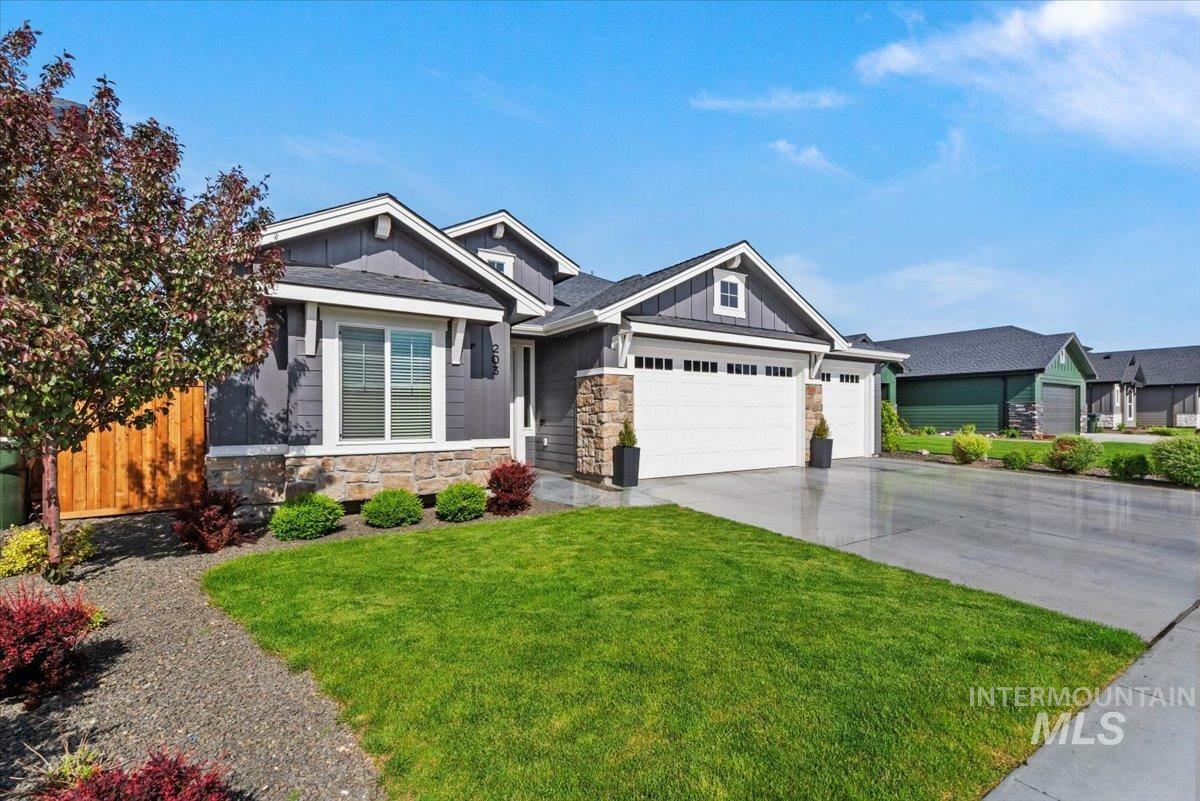 Property Photo: 203 S Fusion Ave. ID 83634