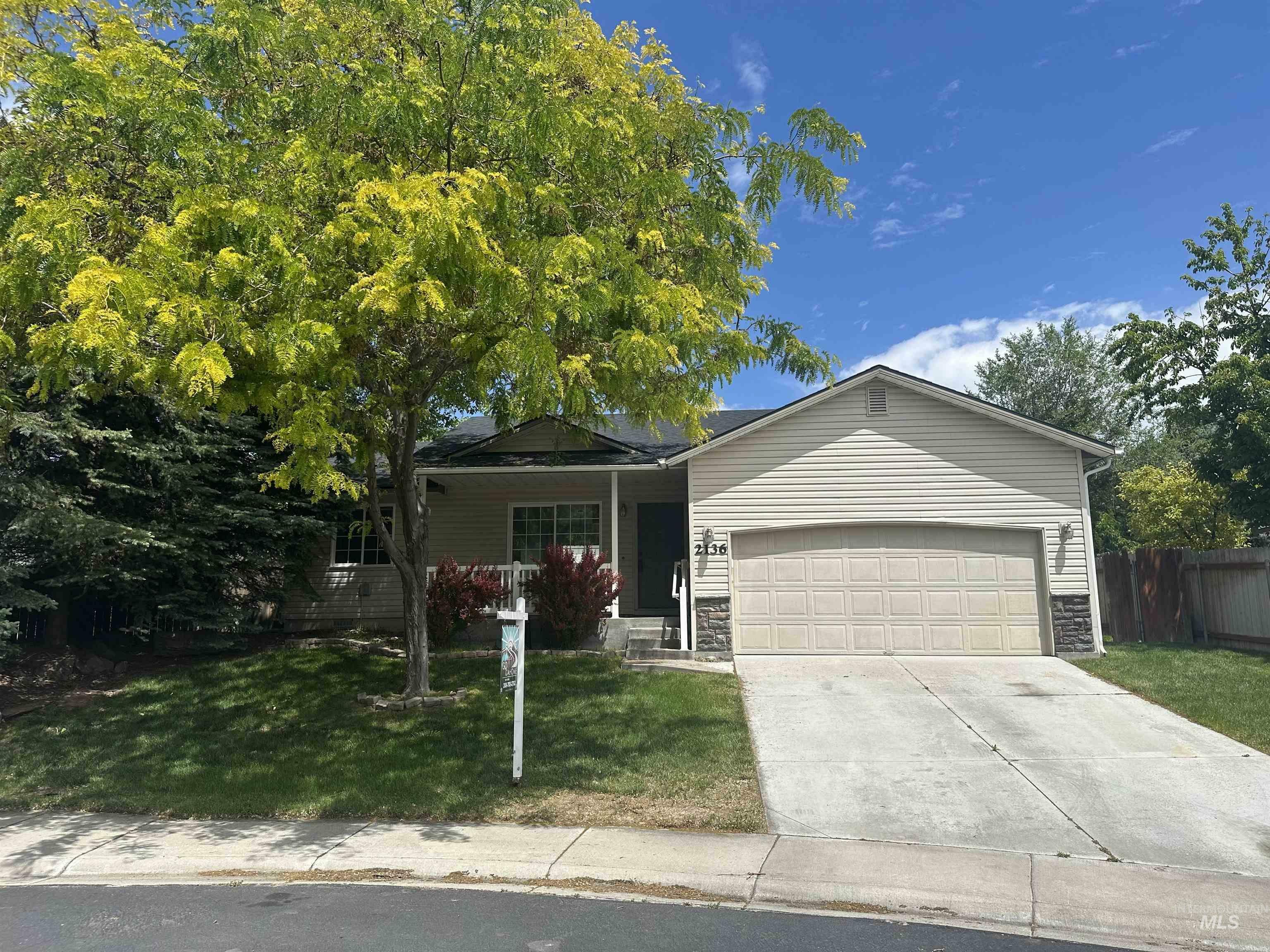 2136 W Havenwood Ave  Nampa ID 83686 photo