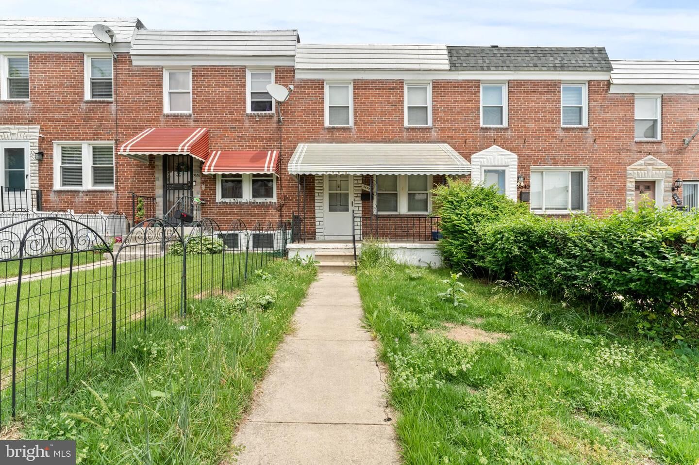 Property Photo: 3638 Chesterfield Avenue MD 21213