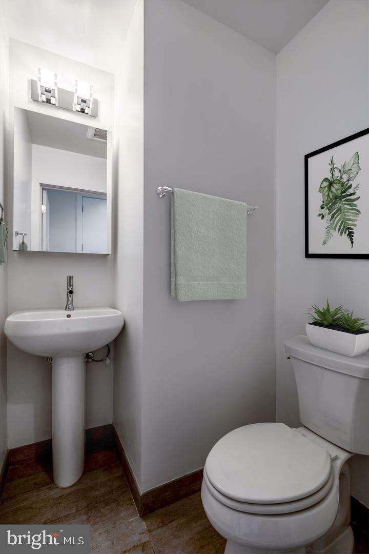 Property Photo: 634 N 5th Street 18 PA 19123