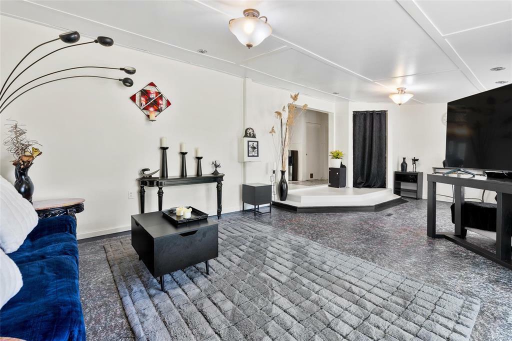 Property Photo: 45129 Pth 11 Highway MB R0E 0X0