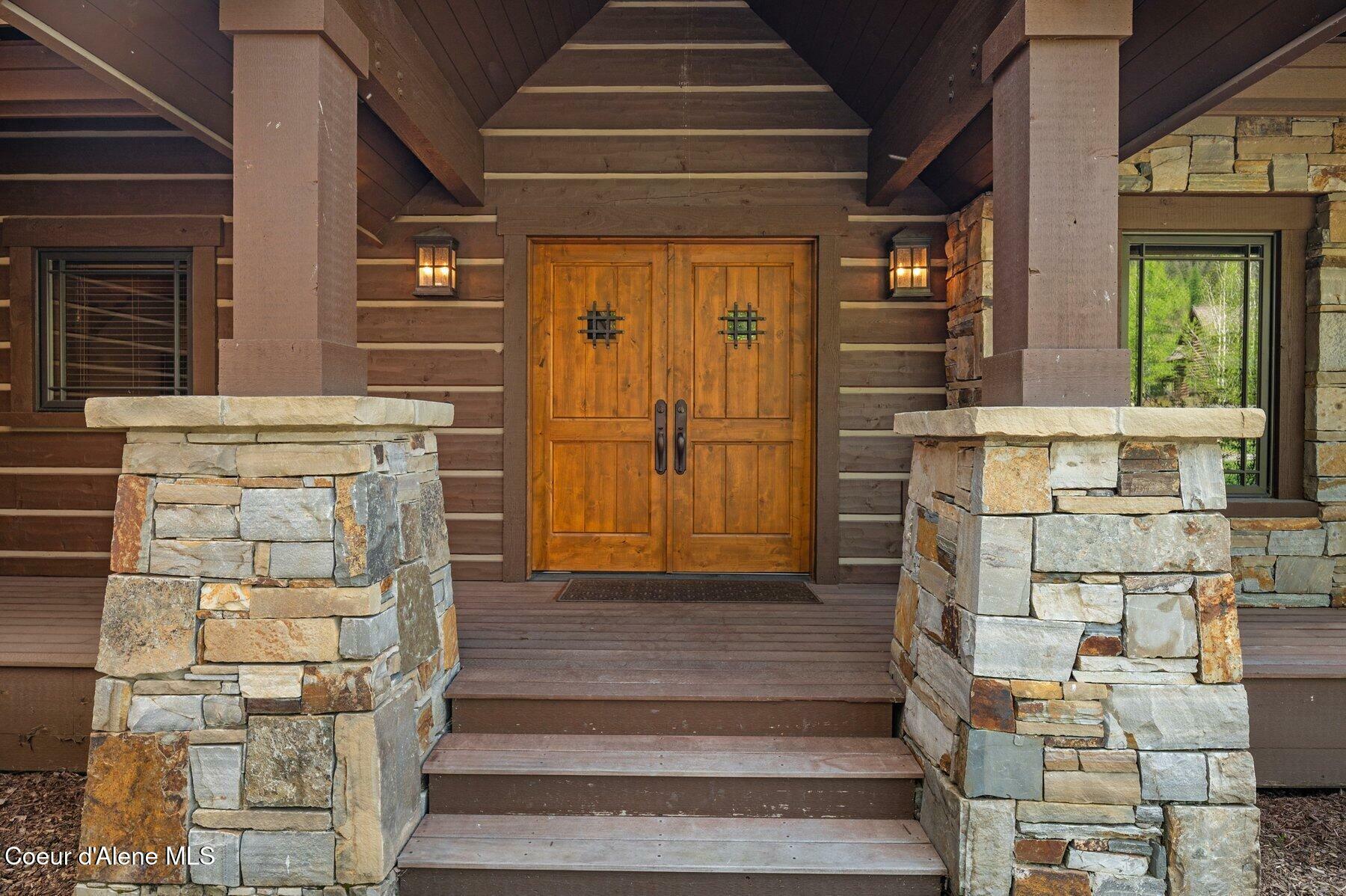 Property Photo:  398 N Idaho Club Dr  ID 83864 
