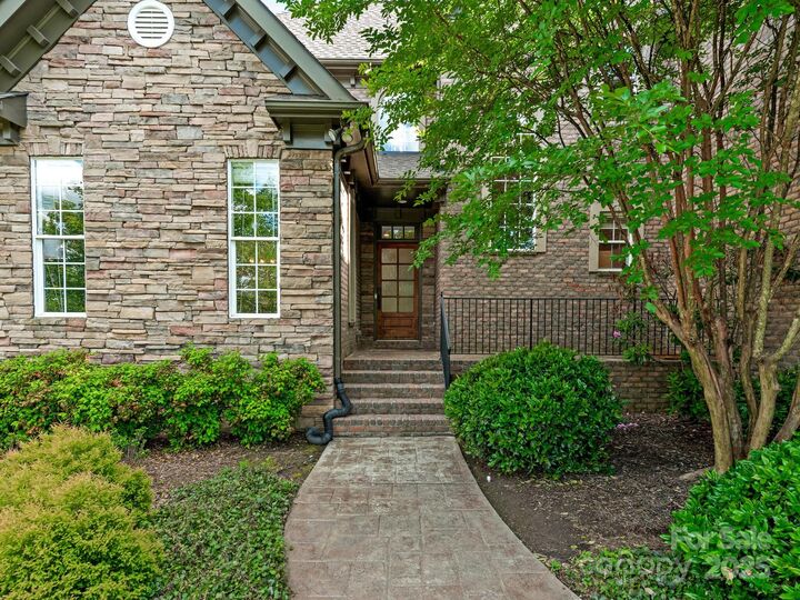 Property Photo:  1814 Therrell Farms Road  NC 28173 