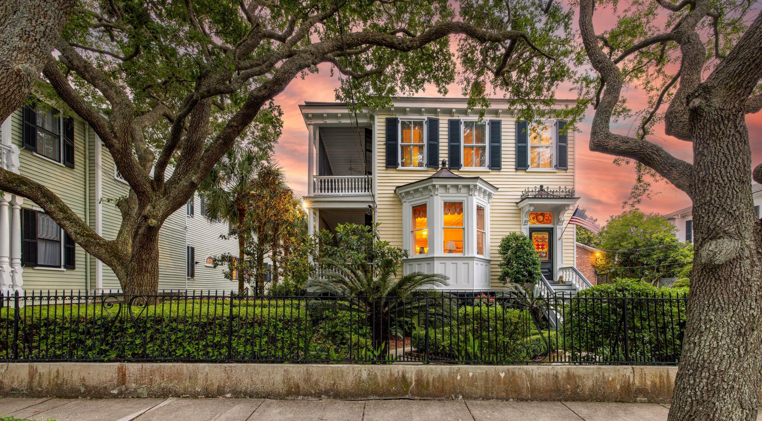 5 Logan Street  Charleston SC 29401 photo