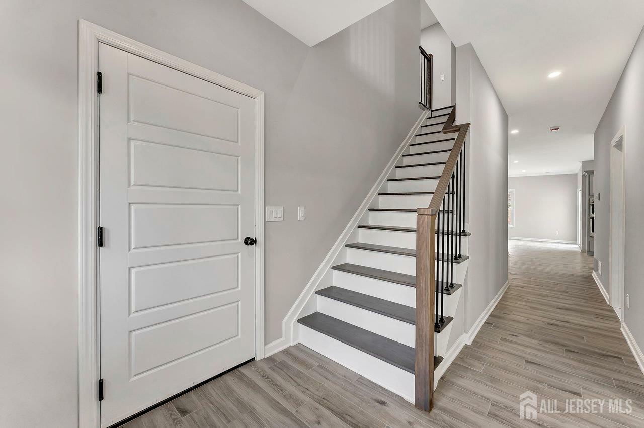 13 Markham Road  Edison NJ 08817 photo