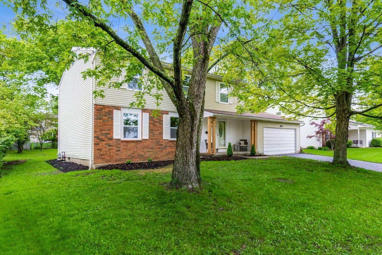 Property Photo: 93 Kennebec E Place OH 43081