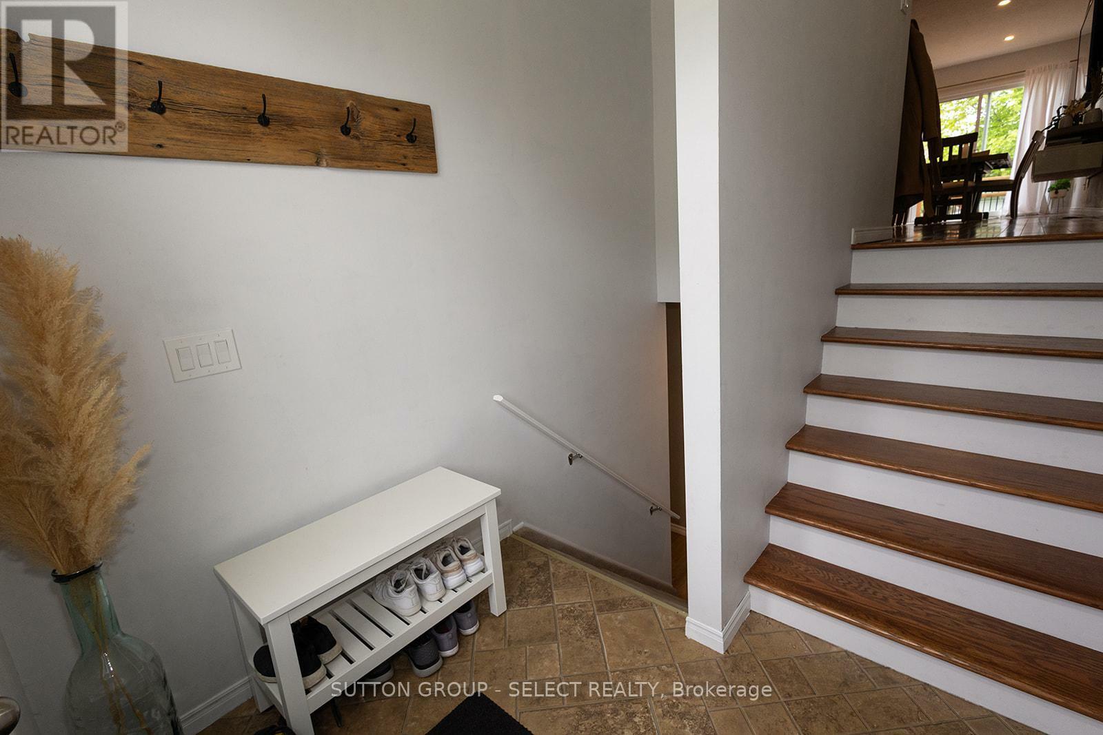 Property Photo: 64 University Avenue ON N8A 3Z6