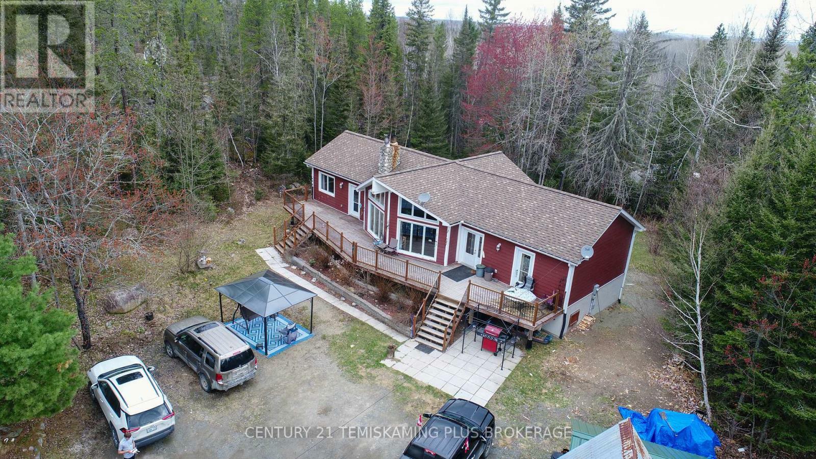 Property Photo: 488011 Chamberlain 6 Road ON P0J 1H0