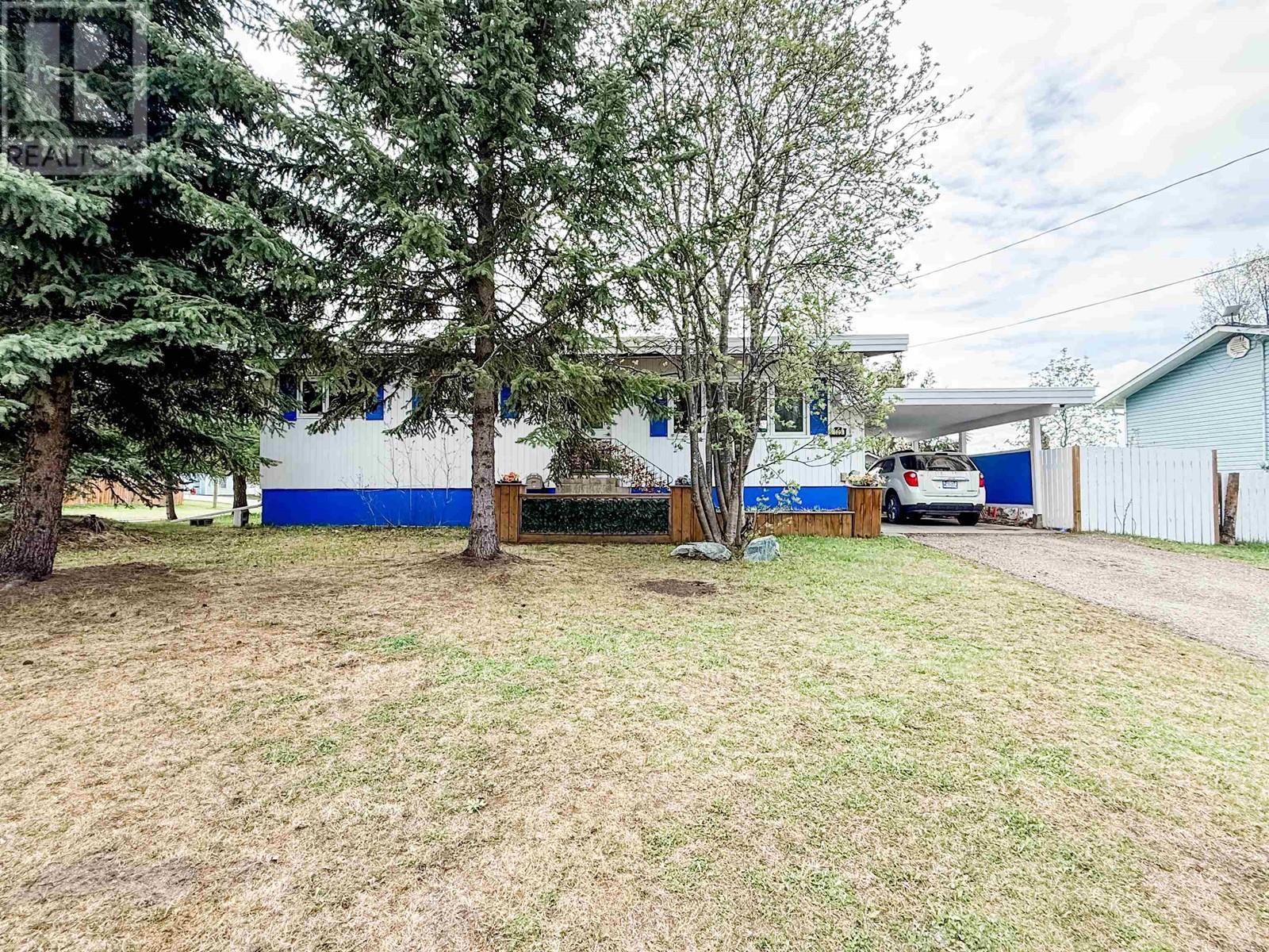 102 Crysdale Drive  Mackenzie BC V0J 2C0 photo