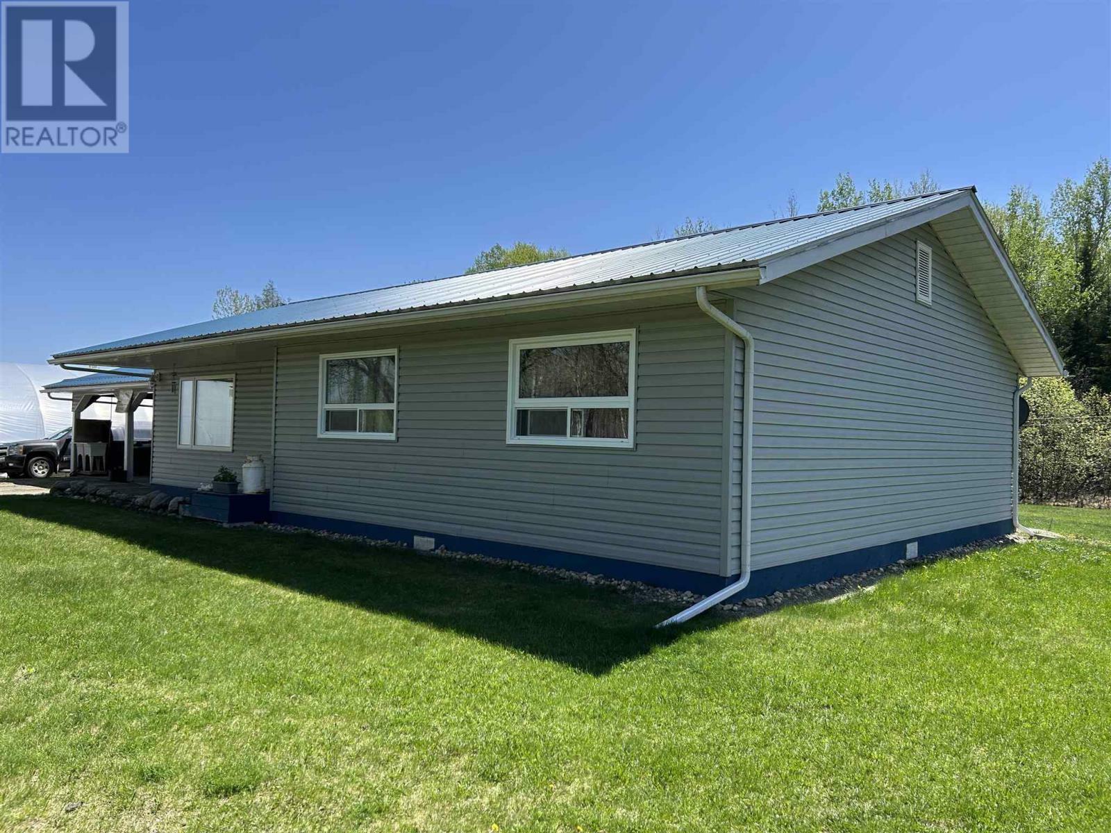 Property Photo: 993 Fisher Rd ON P0W 1E0