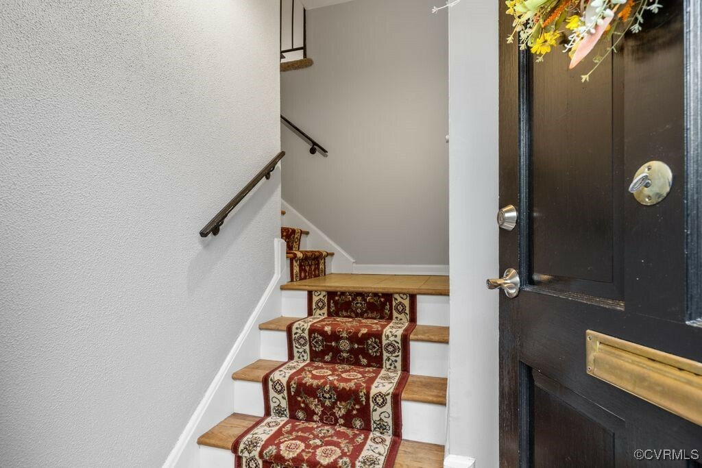 Property Photo: 27 Red Fox Lane VA 23228