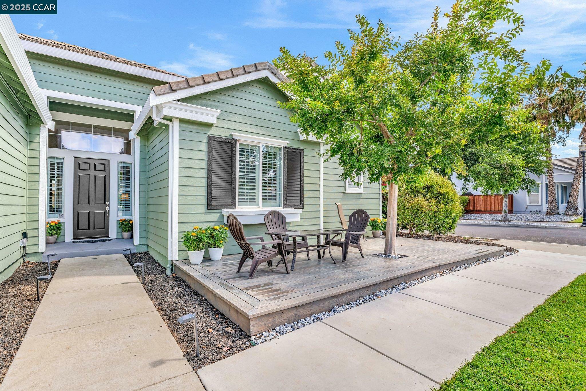 Property Photo: 771 Begonia Dr CA 94513