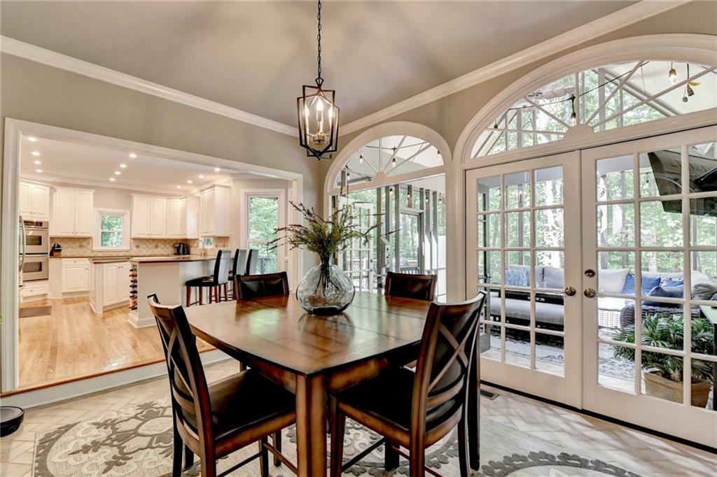 Property Photo: 1595 Northcliff Trace GA 30076